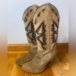 Women’s Vintage Miss Capezio Butterfly Western Boots Size 6.5M